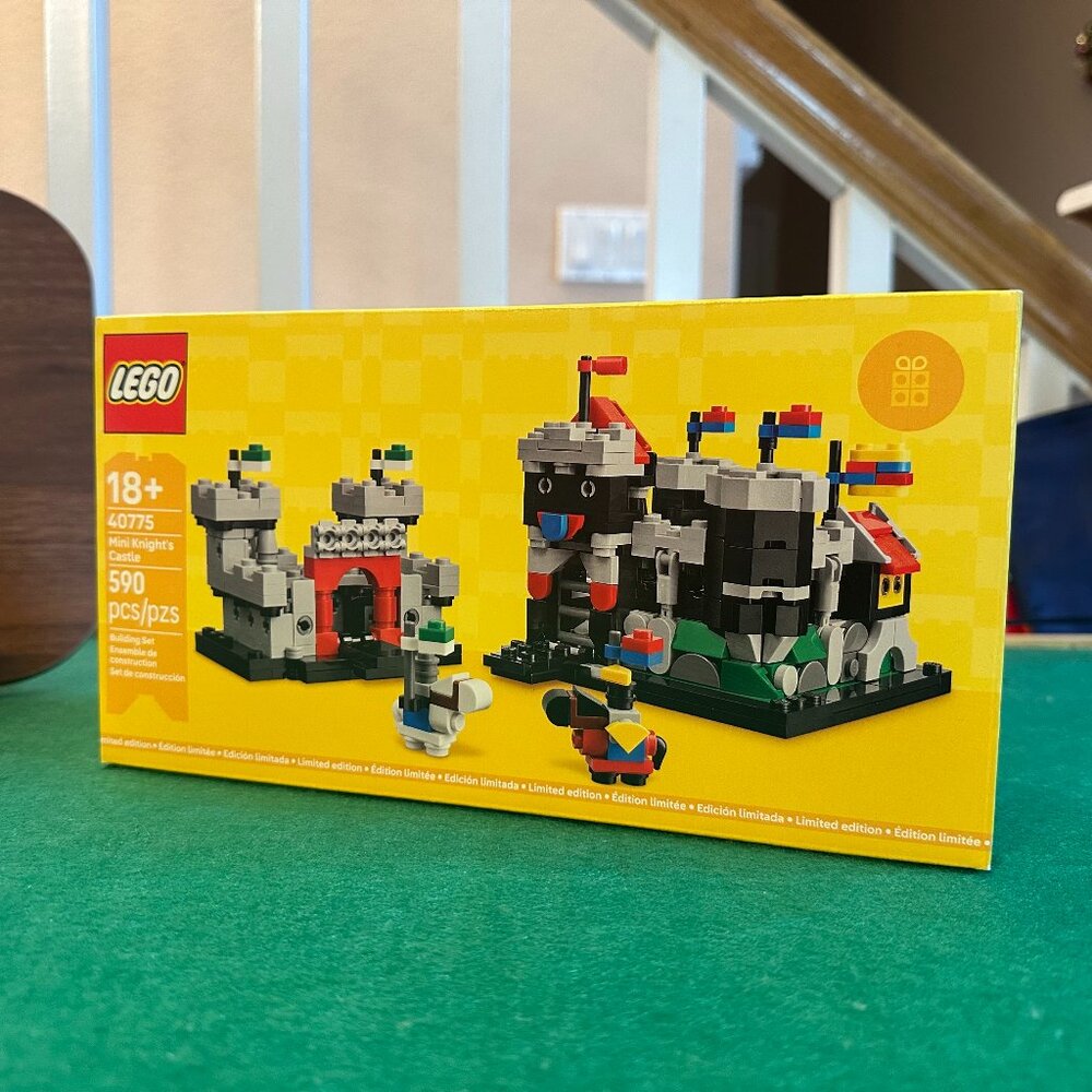 New & Sealed! LEGO 40775 Mini Knight’s Castle Exclusive GWP